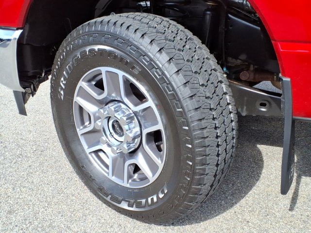 Used 2024 Ford F250 Lariat w/ FX4 Off-Road Package AWD/4WD image 8
