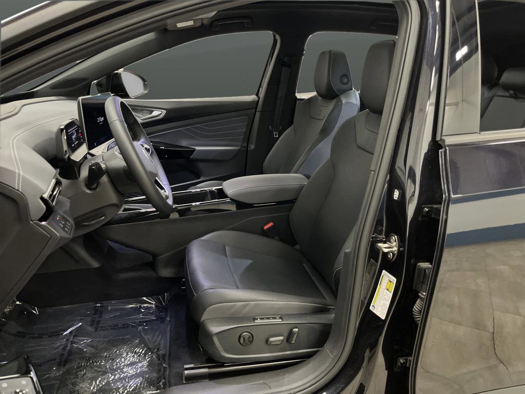 Used 2024 Volkswagen ID.4 Pro S image 4