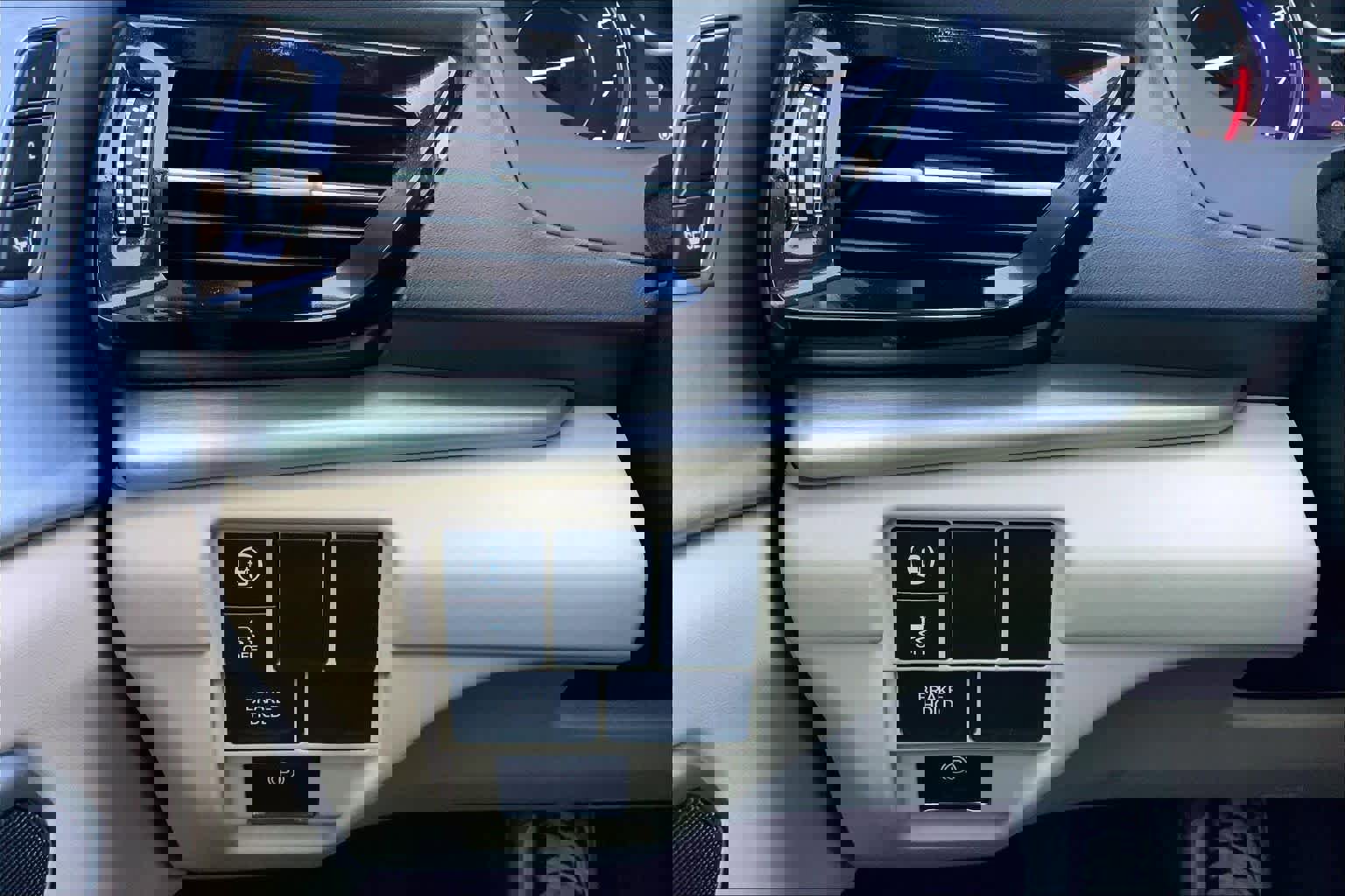 Used 2024 Acura RDX SH-AWD image 34