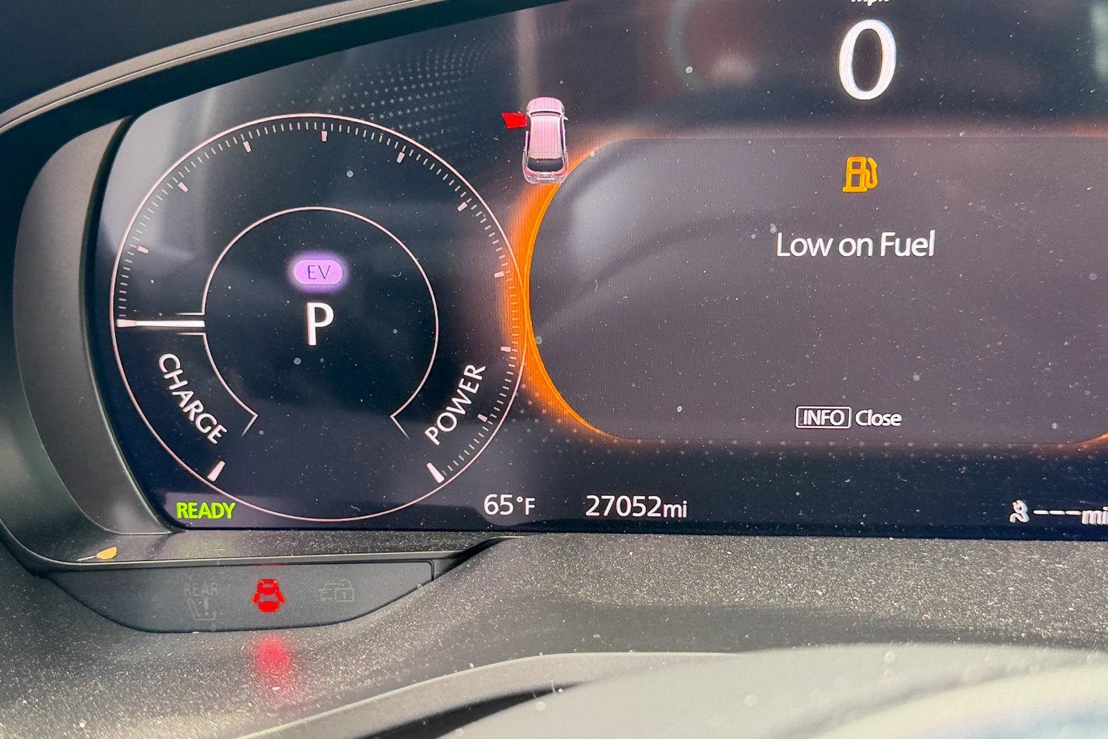 Certified 2024 MAZDA CX-90 Plug-In Hybrid w/ Premium Pkg AWD/4WD image 17