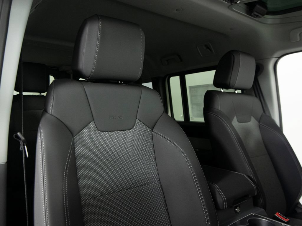 New 2025 INEOS Grenadier Station Wagon AWD/4WD image 33