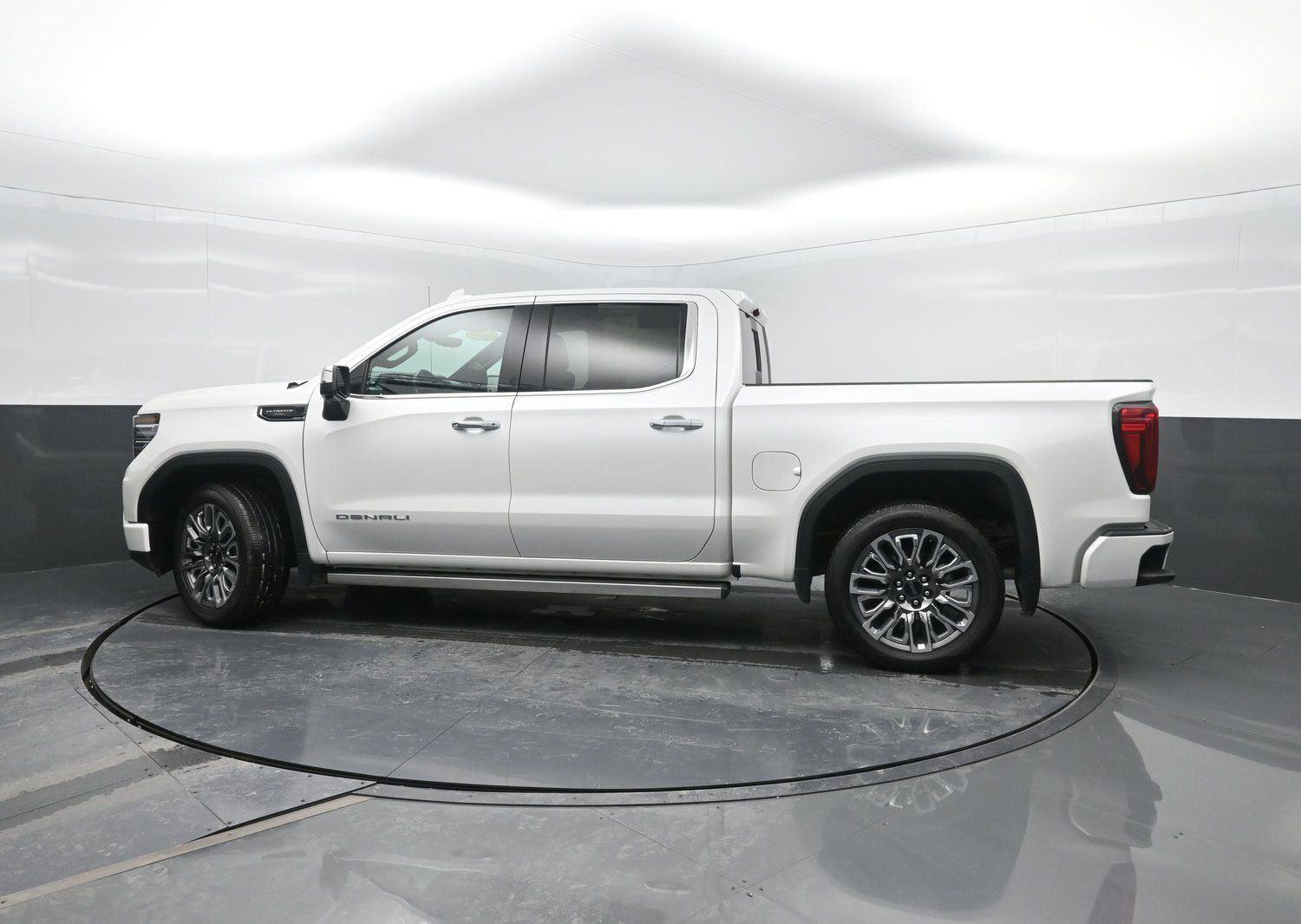 Used 2024 GMC Sierra 1500 Denali Ultimate image 45