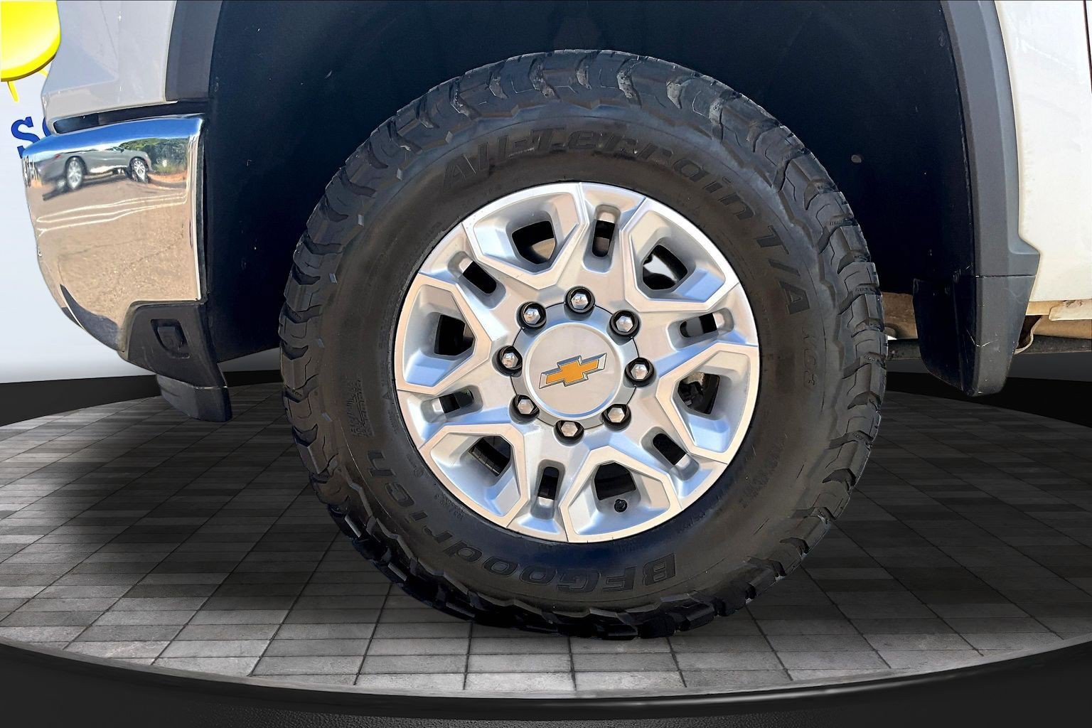 Used 2025 Chevrolet Silverado 2500 LT AWD/4WD image 36