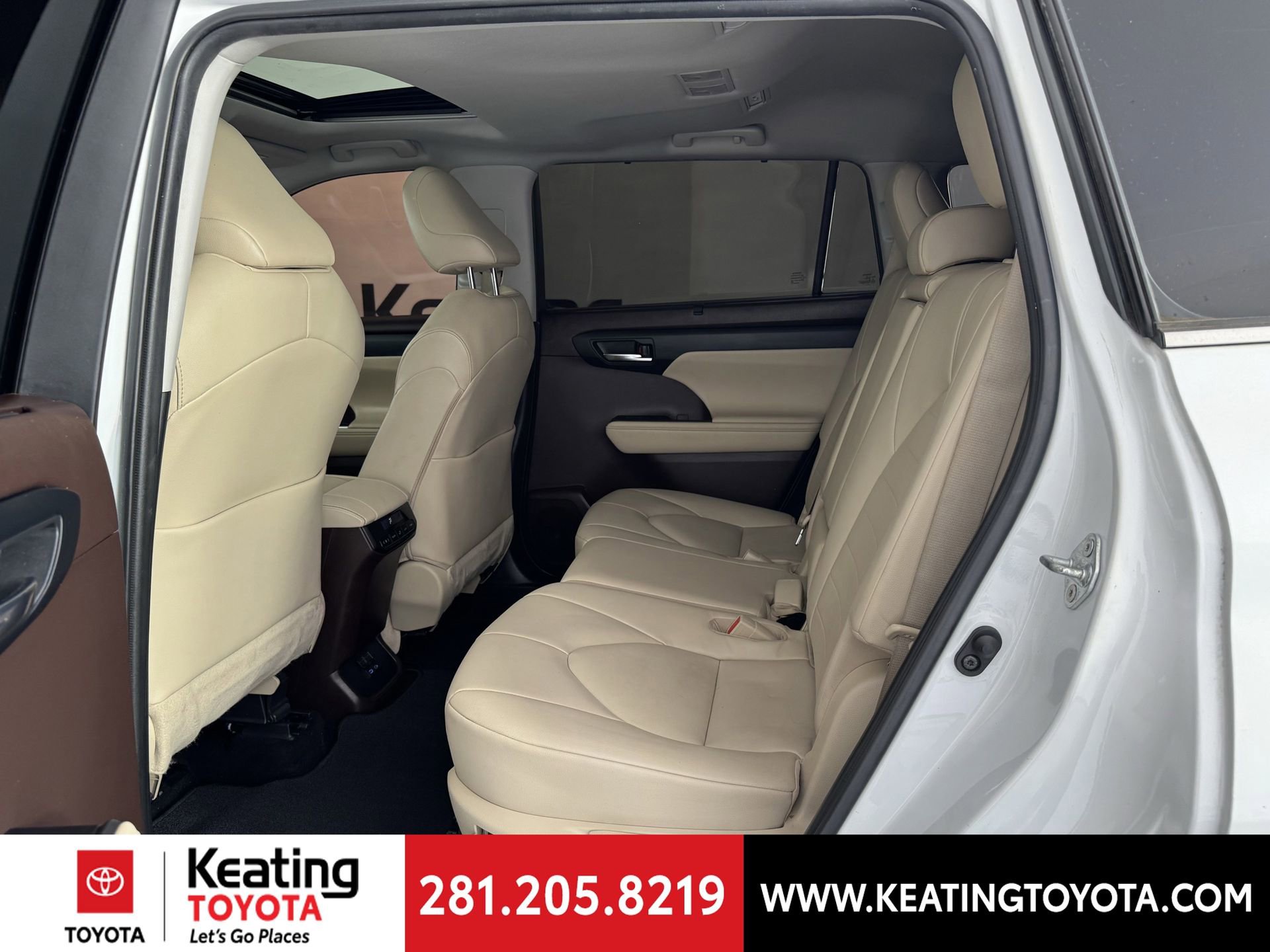 Used 2022 Toyota Highlander XLE image 15