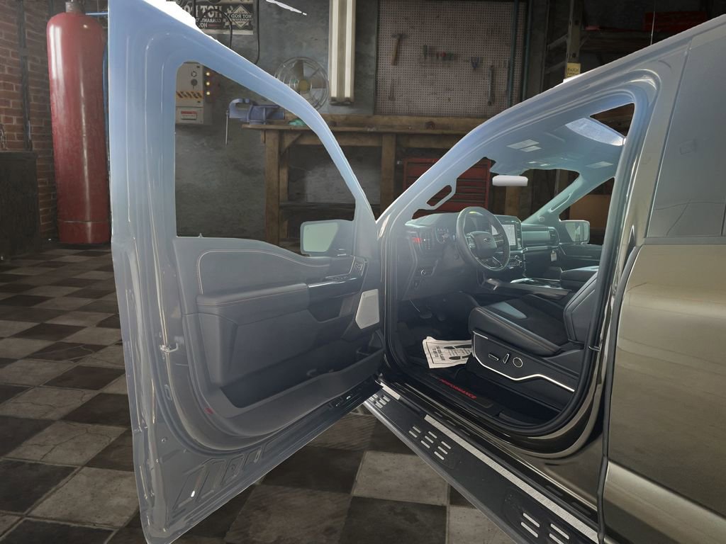 Used 2025 Ford F150 Raptor w/ Equipment Group 803A Raptor R AWD/4WD image 17