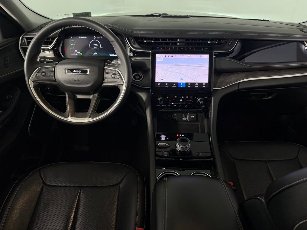 Used 2022 Jeep Grand Cherokee Limited 4xe w/ Luxury Tech Group II image 14