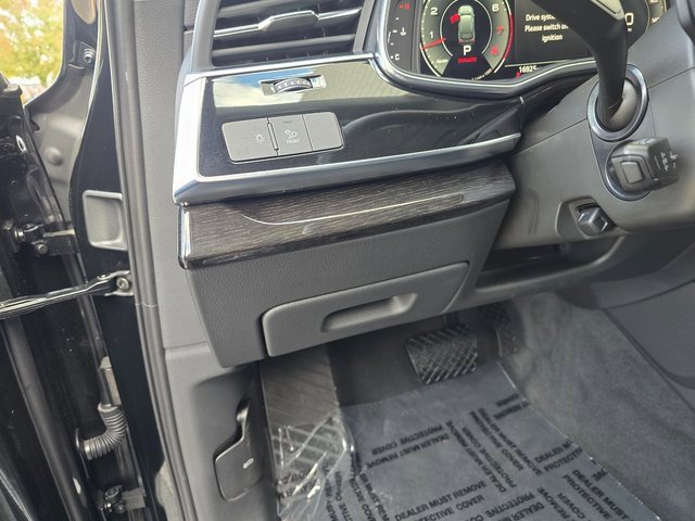 Used 2025 Audi Q7 3.0T Premium Plus image 19