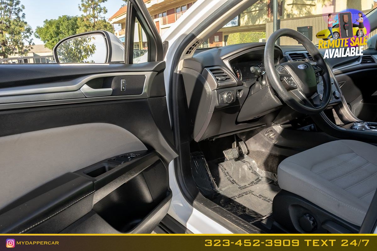 Used 2020 Ford Fusion S image 11