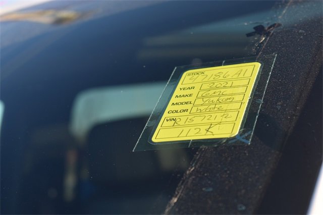 Certified 2021 GMC Yukon Denali w/ Denali Premium Package image 44