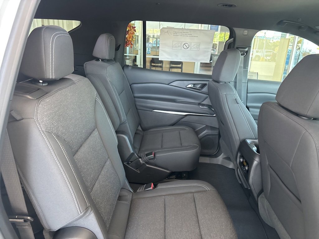 New 2026 Chevrolet Traverse LT image 28