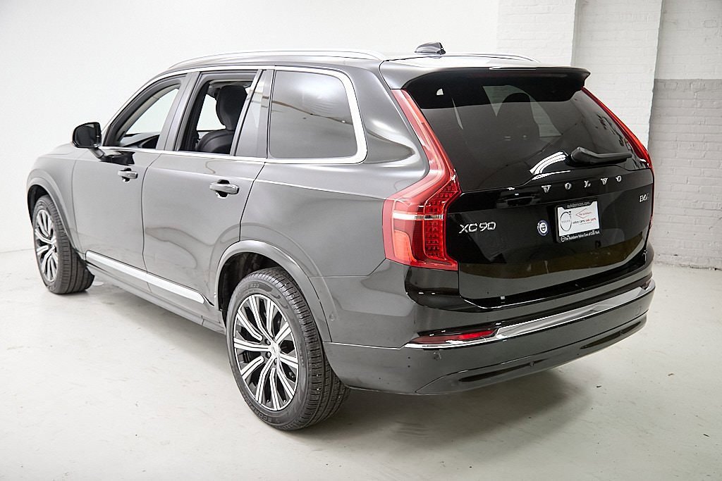 Certified 2024 Volvo XC90 B6 Plus w/ Protection Package image 8