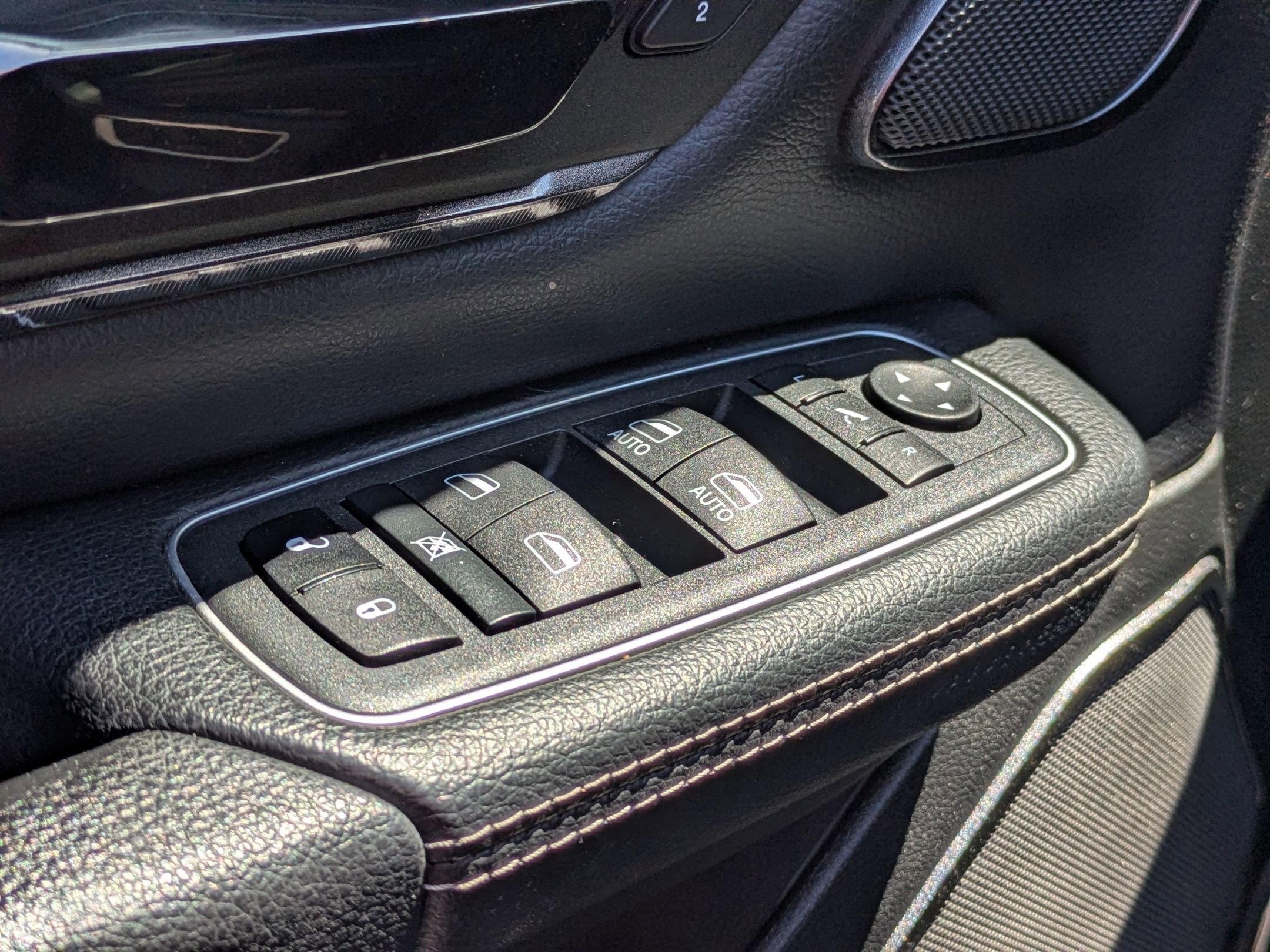 Used 2022 RAM 1500 Laramie AWD/4WD image 11