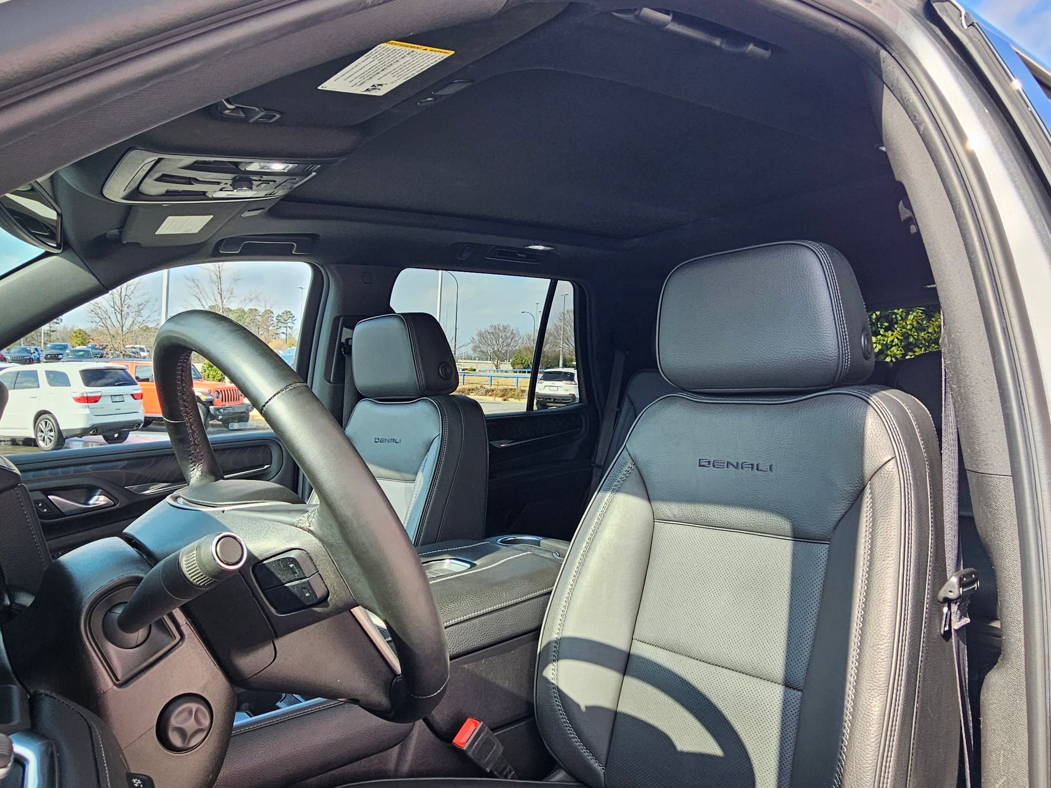 Used 2023 GMC Yukon Denali image 21
