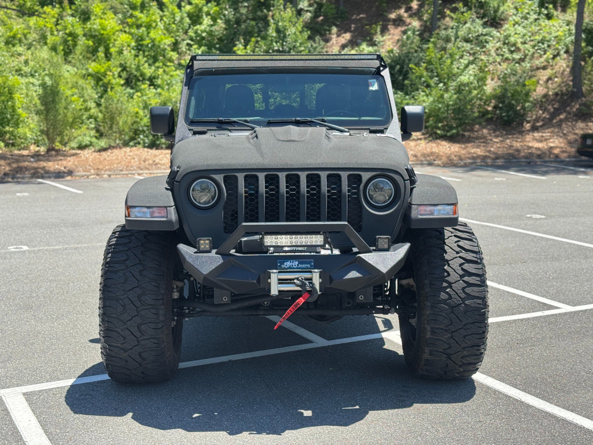 Used 2022 Jeep Gladiator Sport AWD/4WD image 2