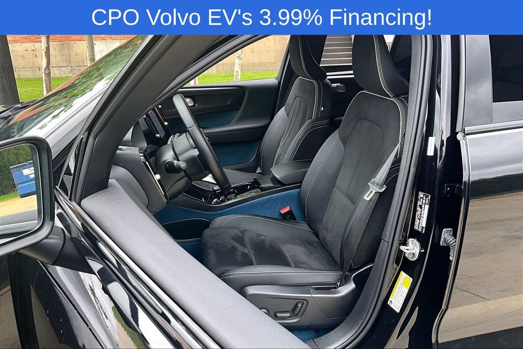 Used 2023 Volvo XC40 Recharge Plus AWD/4WD image 33