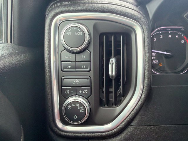 Used 2020 GMC Sierra 1500 SLE w/ X31 Off-Road Package AWD/4WD image 27