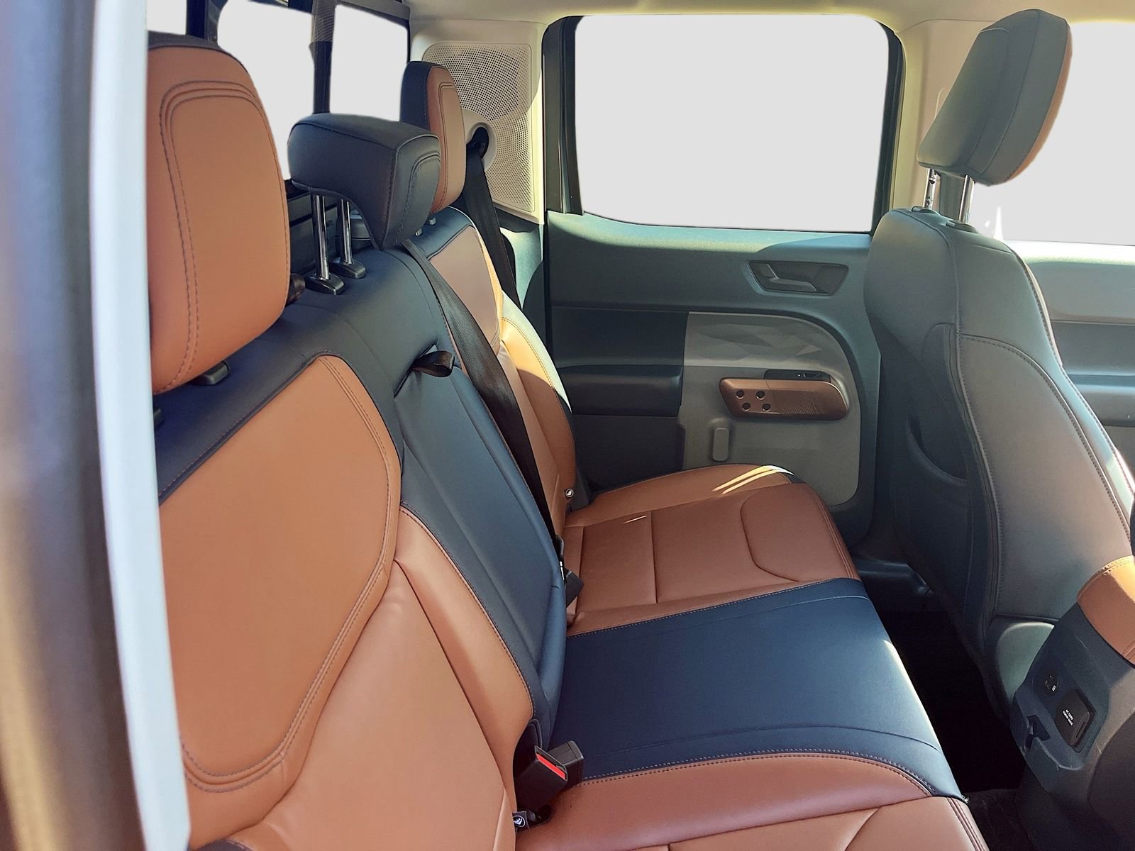 Used 2024 Ford Maverick Lariat AWD/4WD image 27