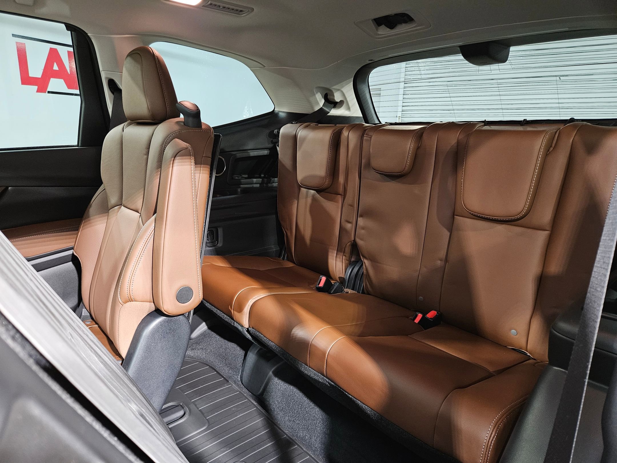 Used 2024 Subaru Ascent Touring image 40