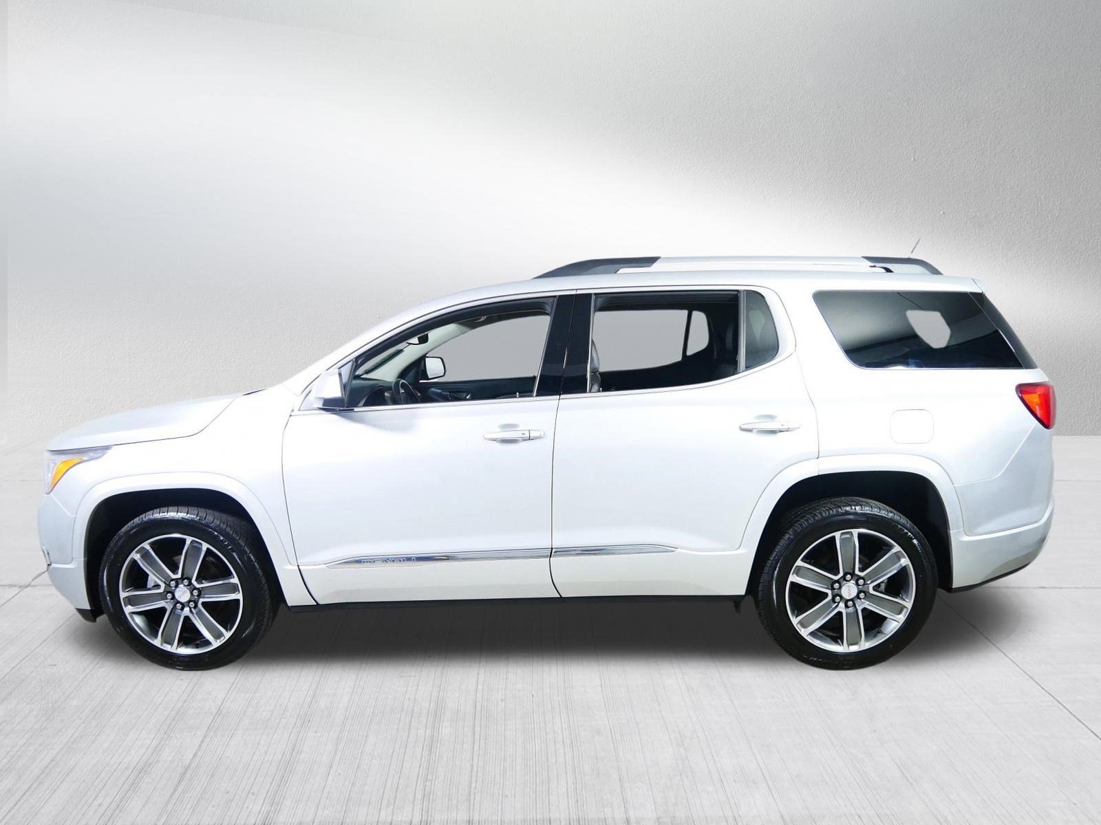 Certified 2017 GMC Acadia Denali image 4