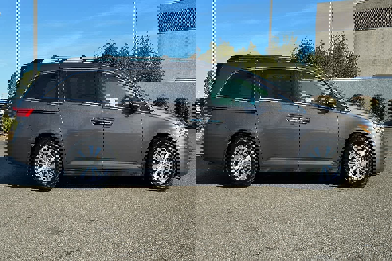 Used 2014 Honda Odyssey EX-L image 6