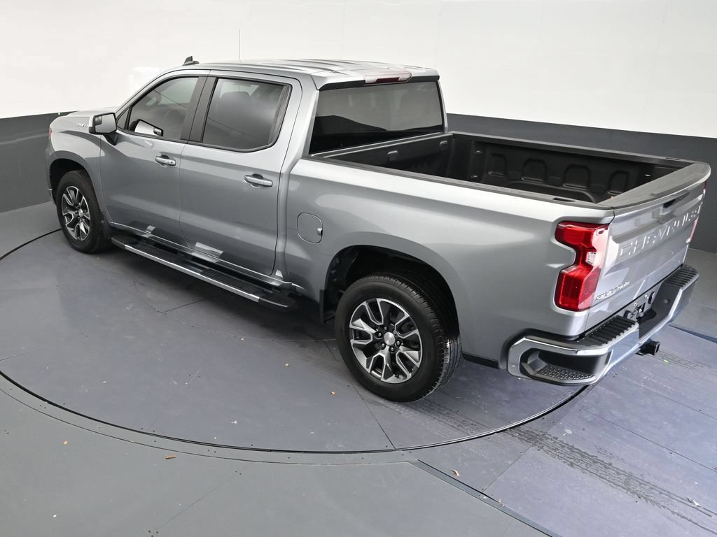Used 2024 Chevrolet Silverado 1500 LT RWD image 15