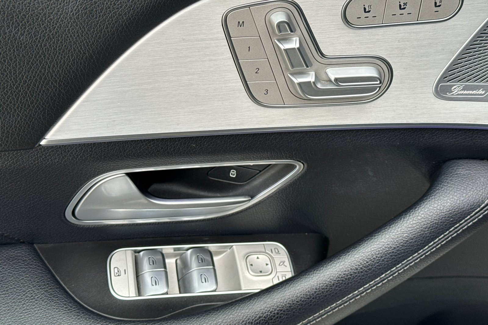 Used 2021 Mercedes-Benz GLS 450 4MATIC image 13