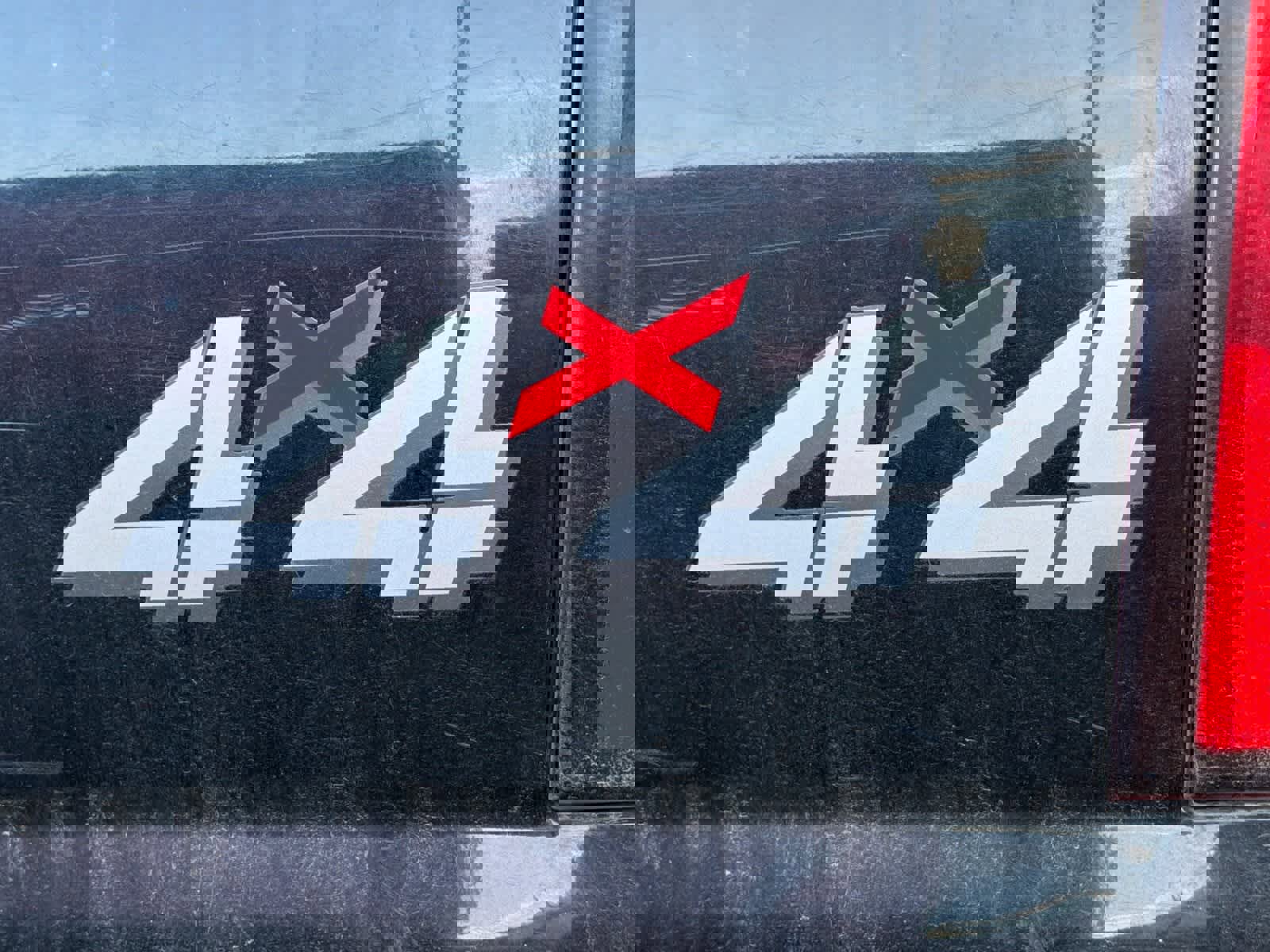 Used 2005 Chevrolet Silverado 3500 LT w/ Heavy-Duty Power Package image 8