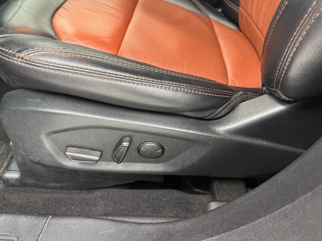 Used 2019 Ford Explorer XLT w/ Equipment Group 202A image 28