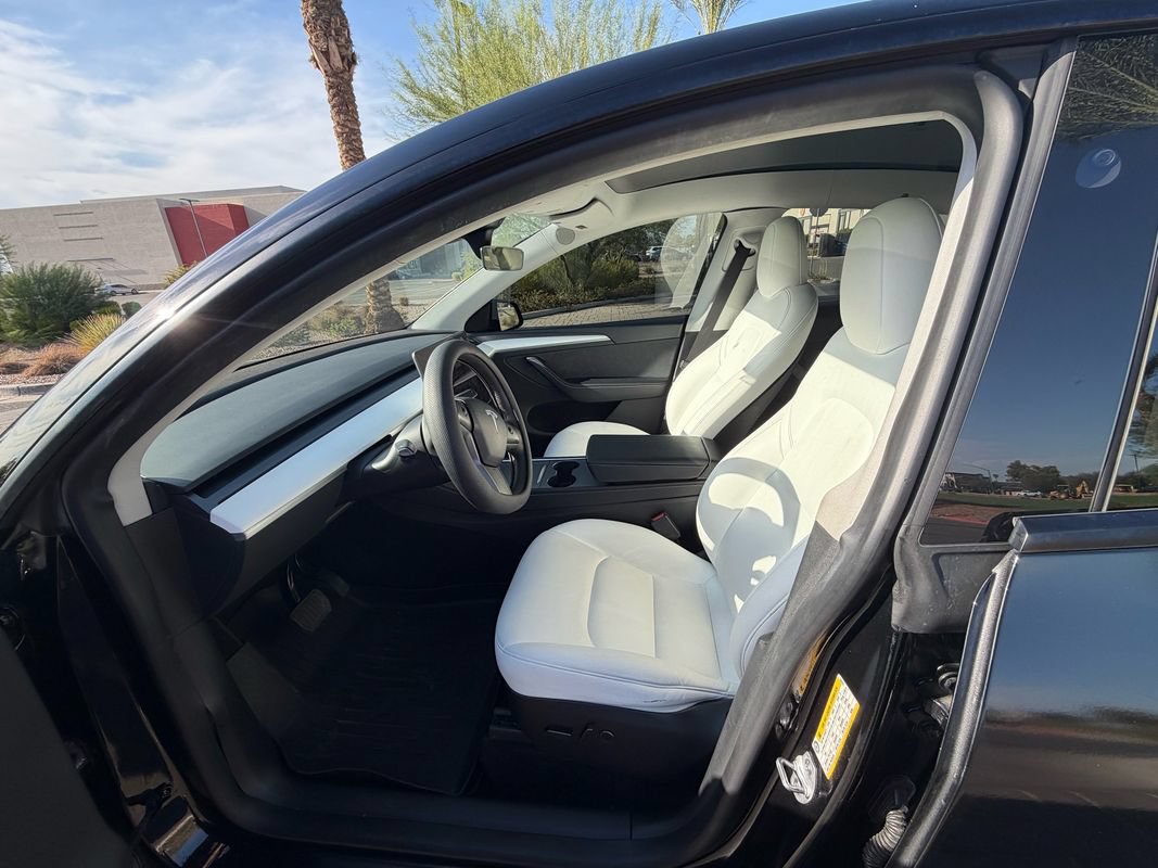 Used 2023 Tesla Model Y Long Range AWD/4WD image 9