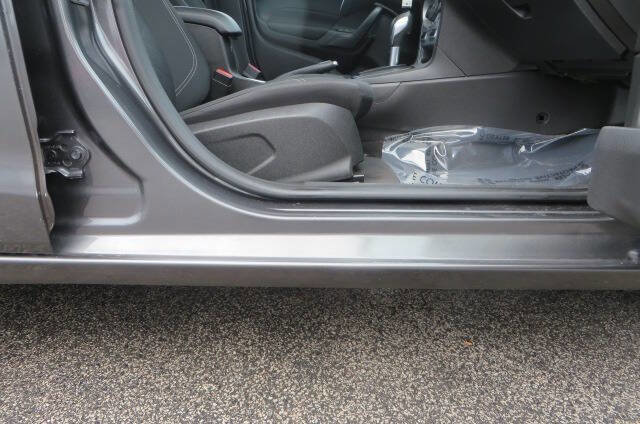 Used 2019 Ford Fiesta SE image 23