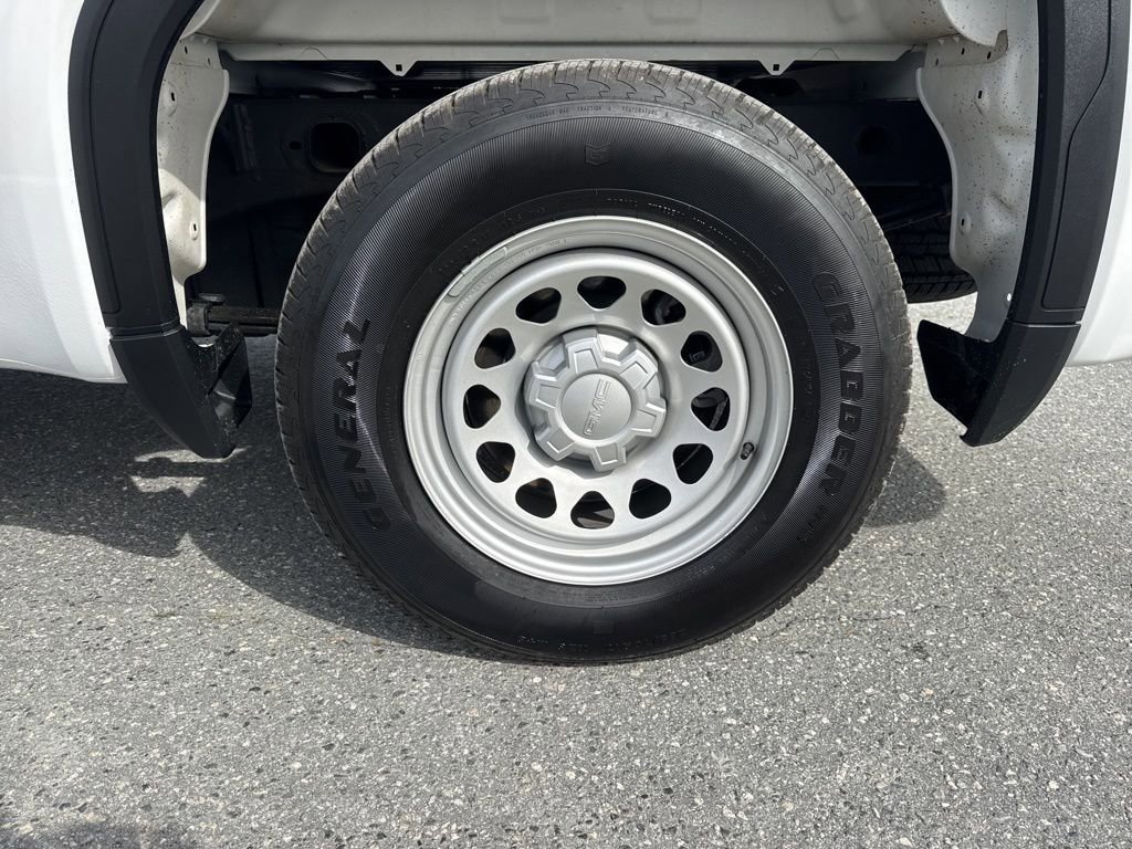 Used 2025 GMC Sierra 1500 Pro w/ Pro Value Package image 26