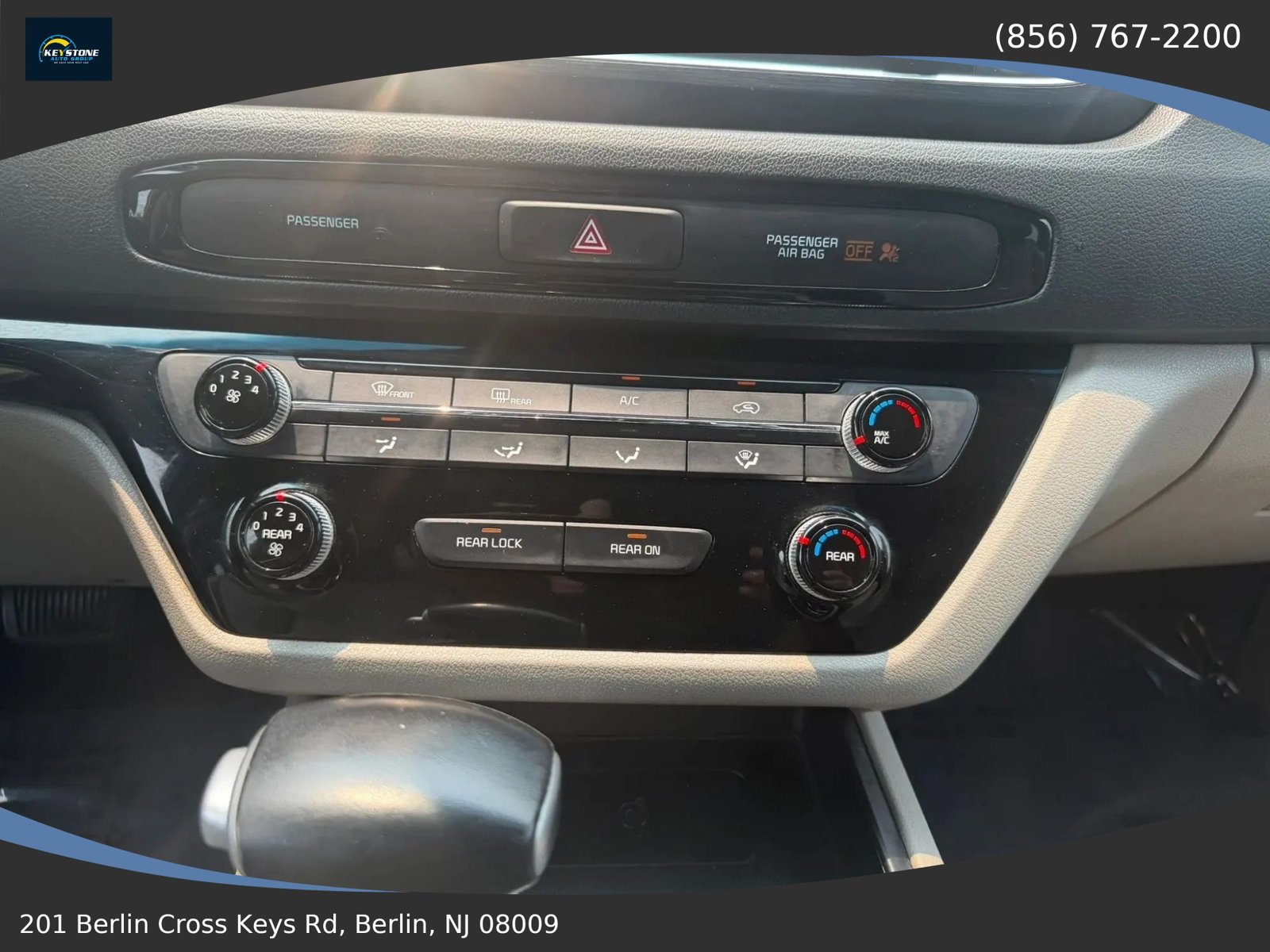 Used 2021 Kia Sedona EX FWD image 31