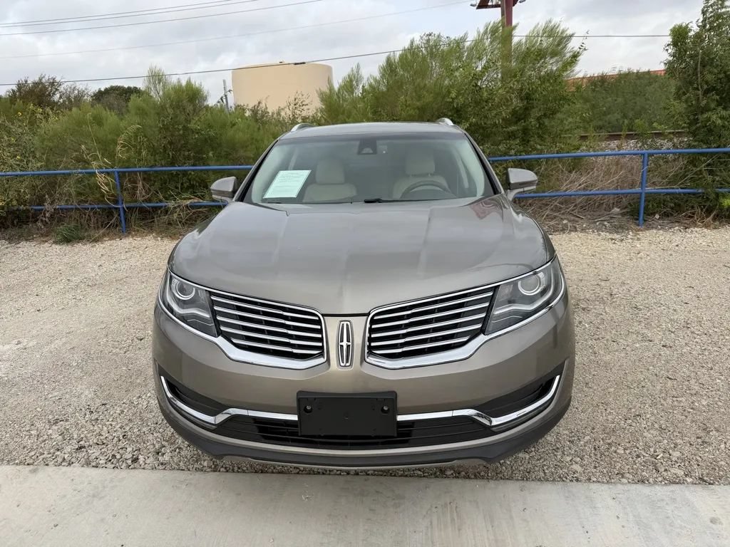 Used 2016 Lincoln MKX Select w/ Select Plus Package FWD image 5