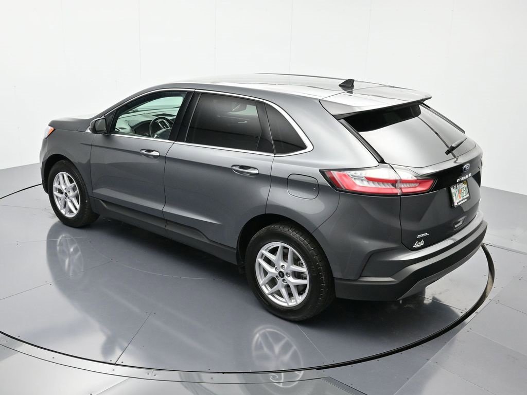 Used 2024 Ford Edge SEL image 45