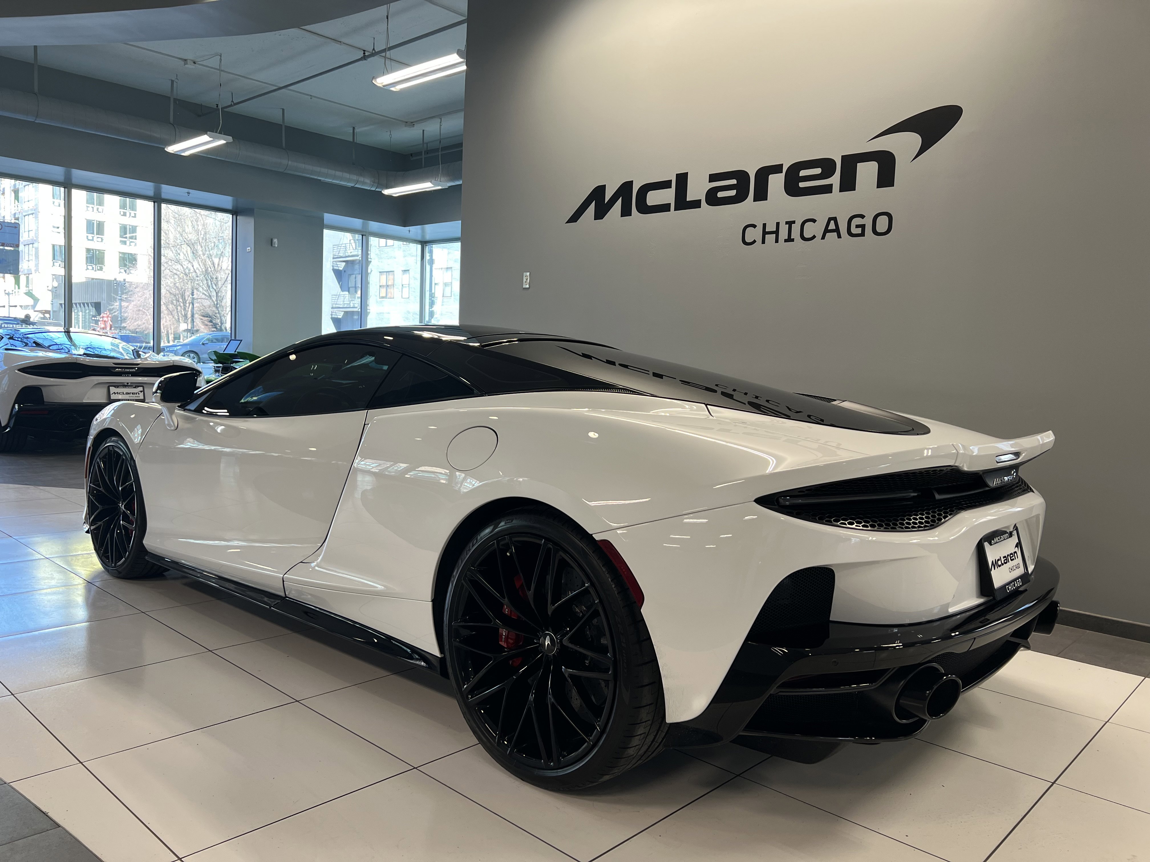 Used 2023 McLaren GT image 6