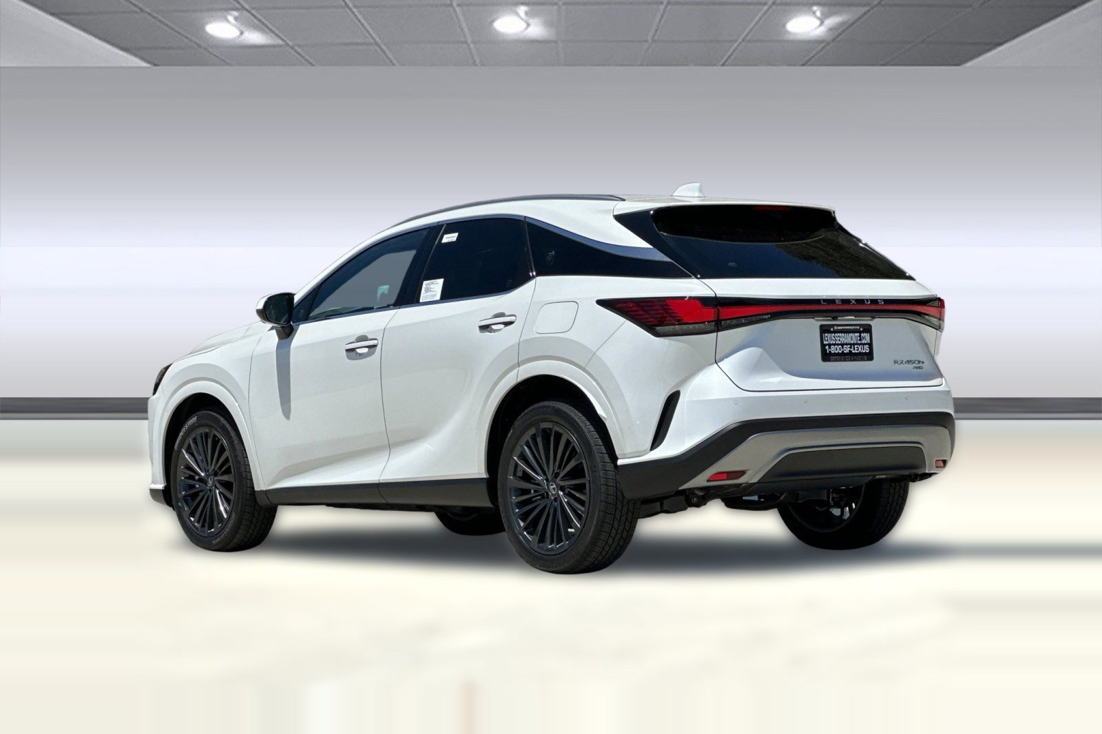 New 2026 Lexus RX 450h AWD image 3