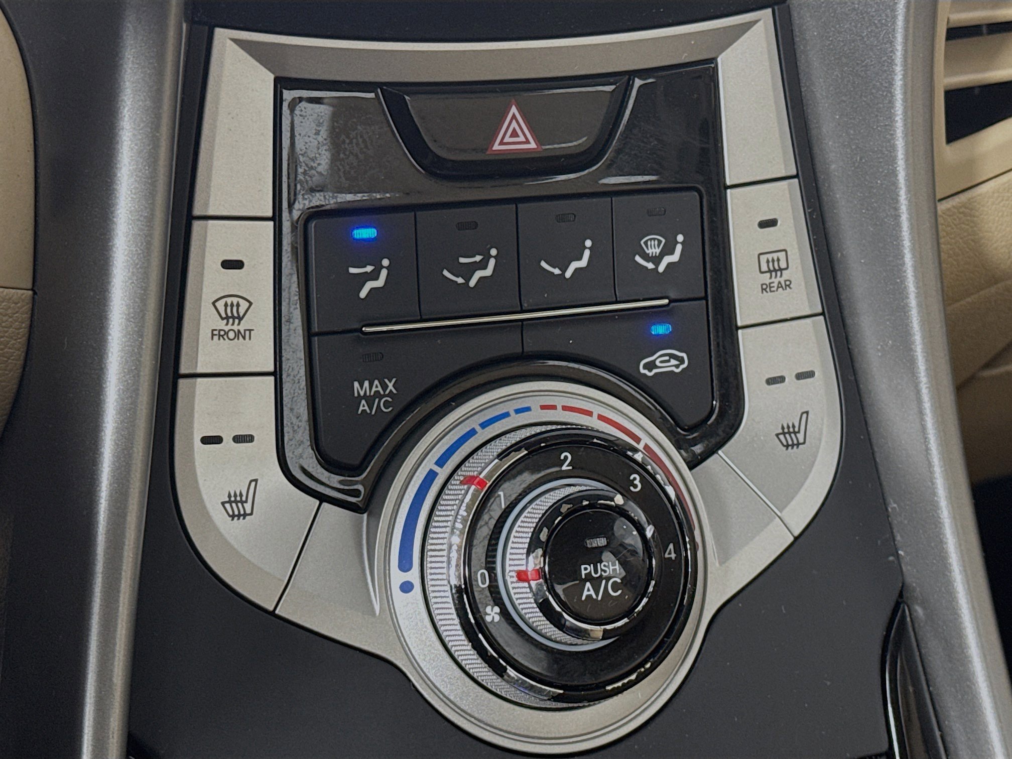 Used 2012 Hyundai Elantra Limited w/ Technology Pkg 5 FWD image 16
