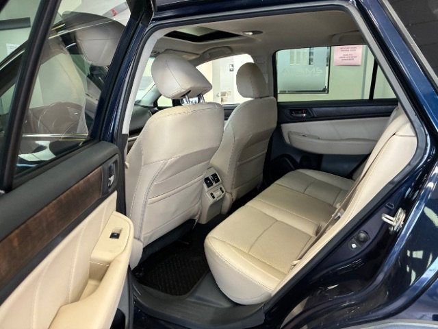 Used 2018 Subaru Outback 2.5i Limited AWD/4WD image 30