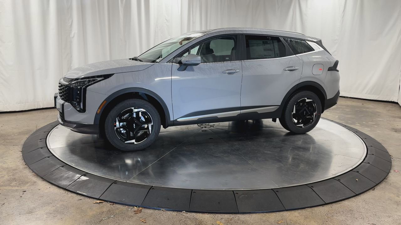 New 2026 Kia Sportage EX image 5