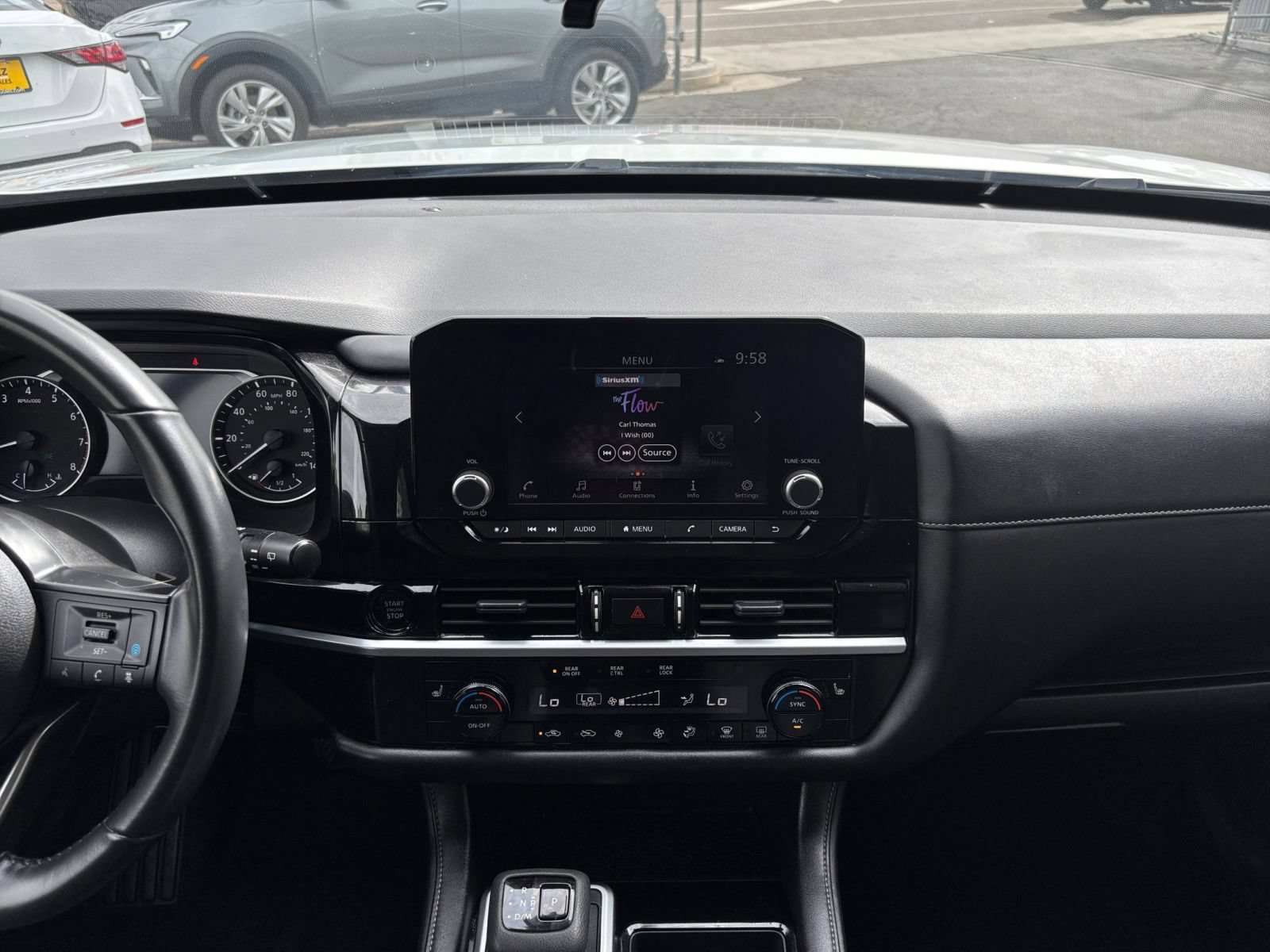 Used 2025 Nissan Pathfinder SV FWD image 16