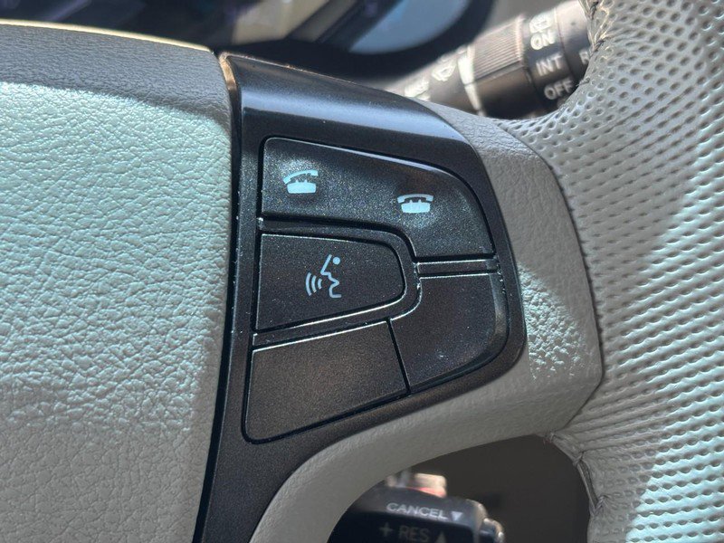 Used 2014 Toyota Sienna XLE FWD image 22