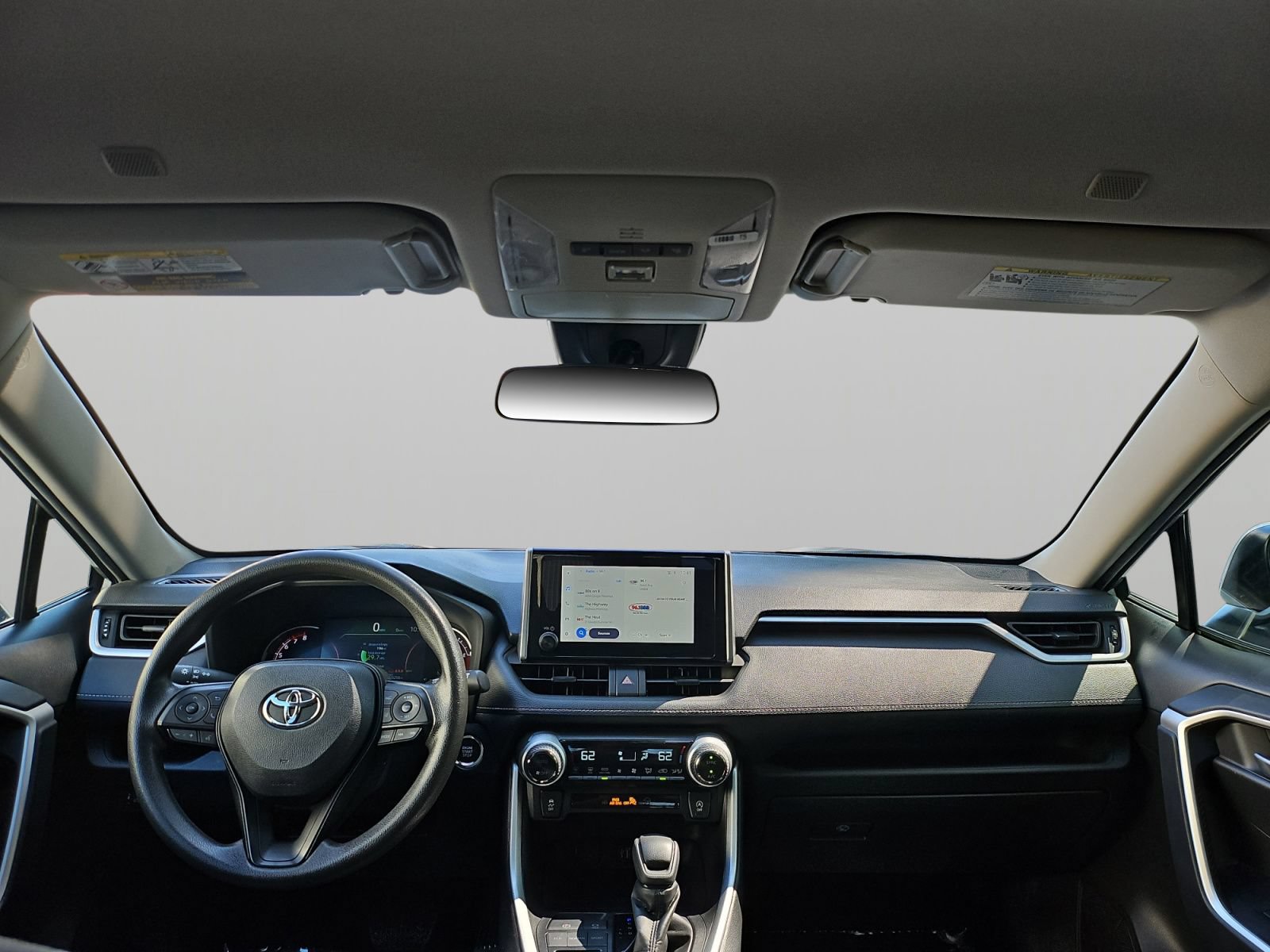 Used 2024 Toyota RAV4 XLE FWD image 39