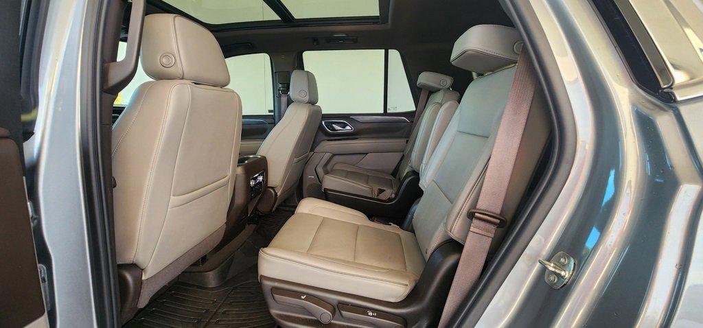 Used 2023 GMC Yukon SLT image 15