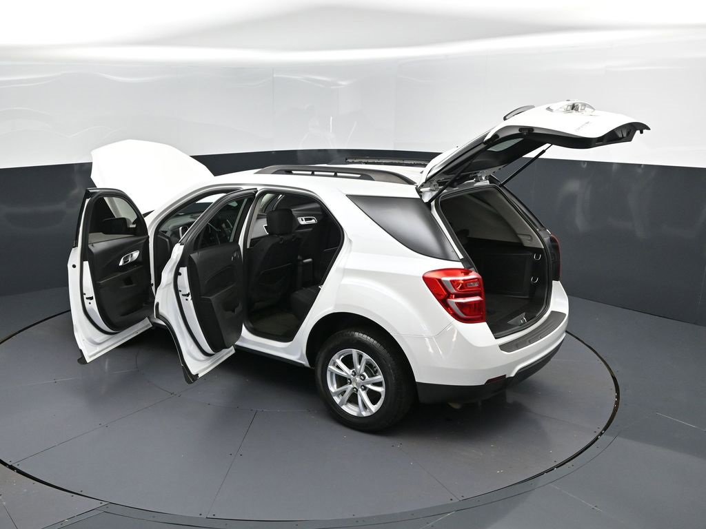 Used 2017 Chevrolet Equinox LT w/ Convenience Package image 48