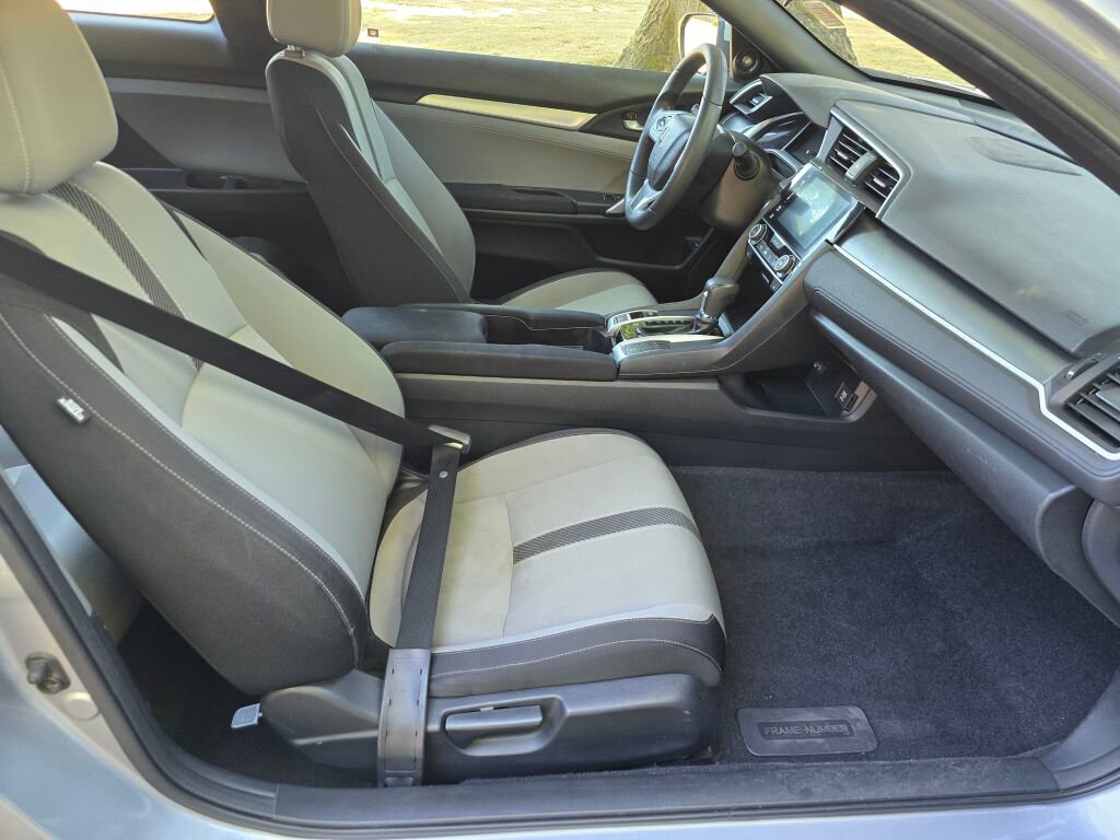 Used 2017 Honda Civic EX-T image 10