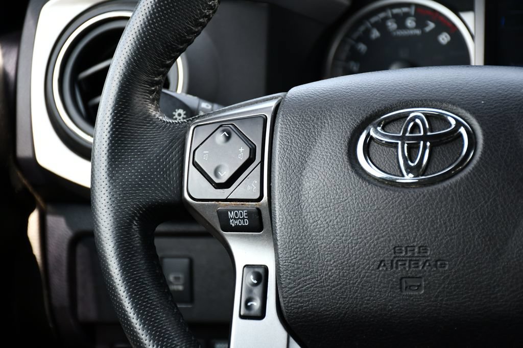 Used 2021 Toyota Tacoma Limited w/ Nightshade Package AWD/4WD image 20