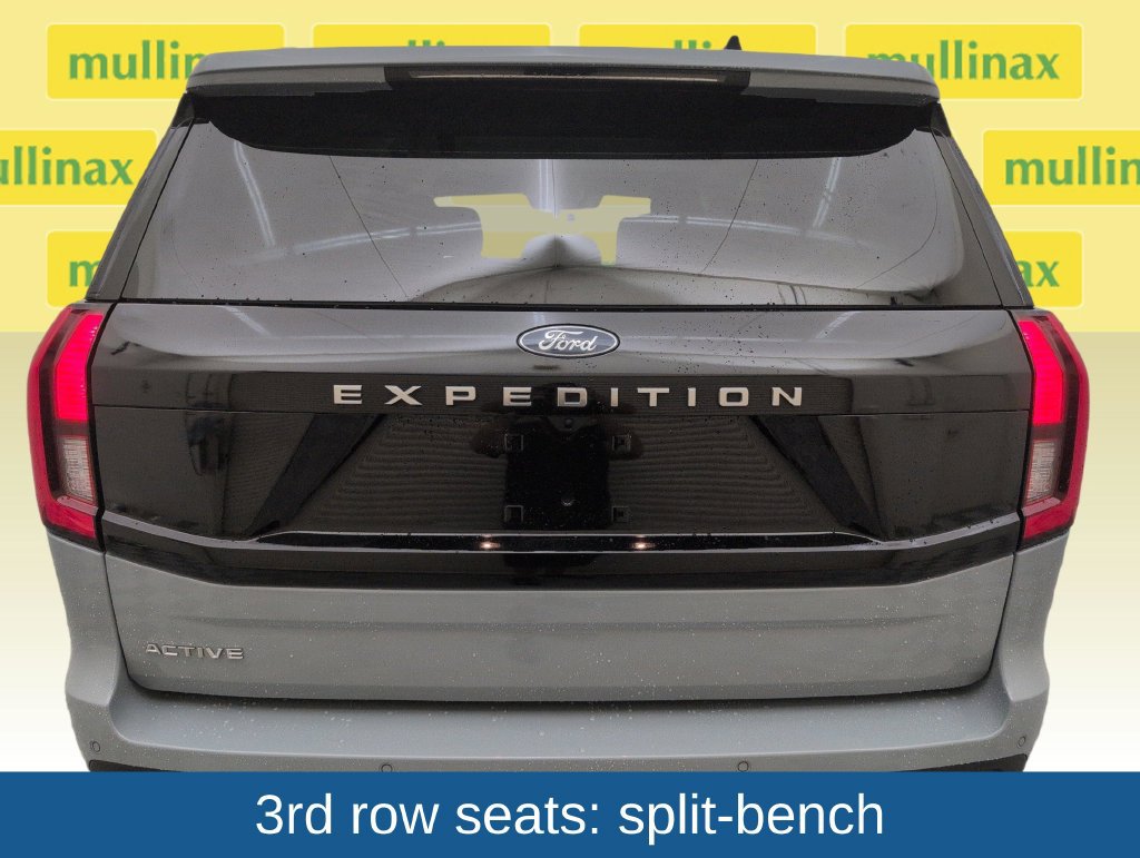 Certified 2025 Ford Expedition Active AWD/4WD image 30