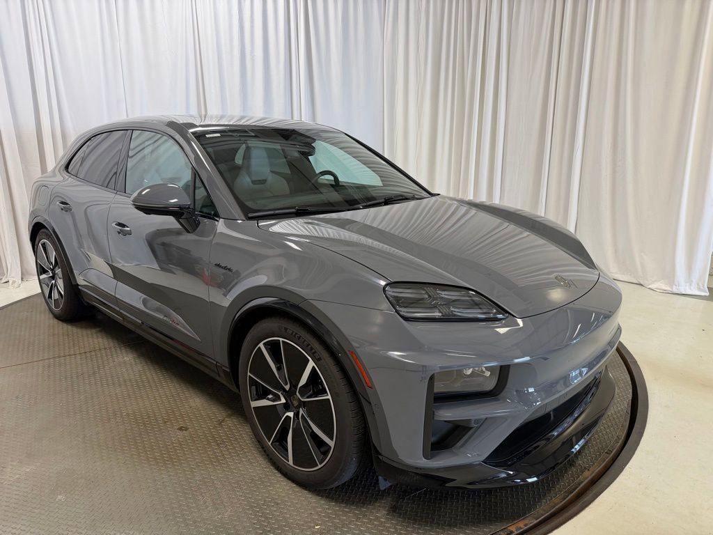 Certified 2025 Porsche Macan Turbo Electric image 34