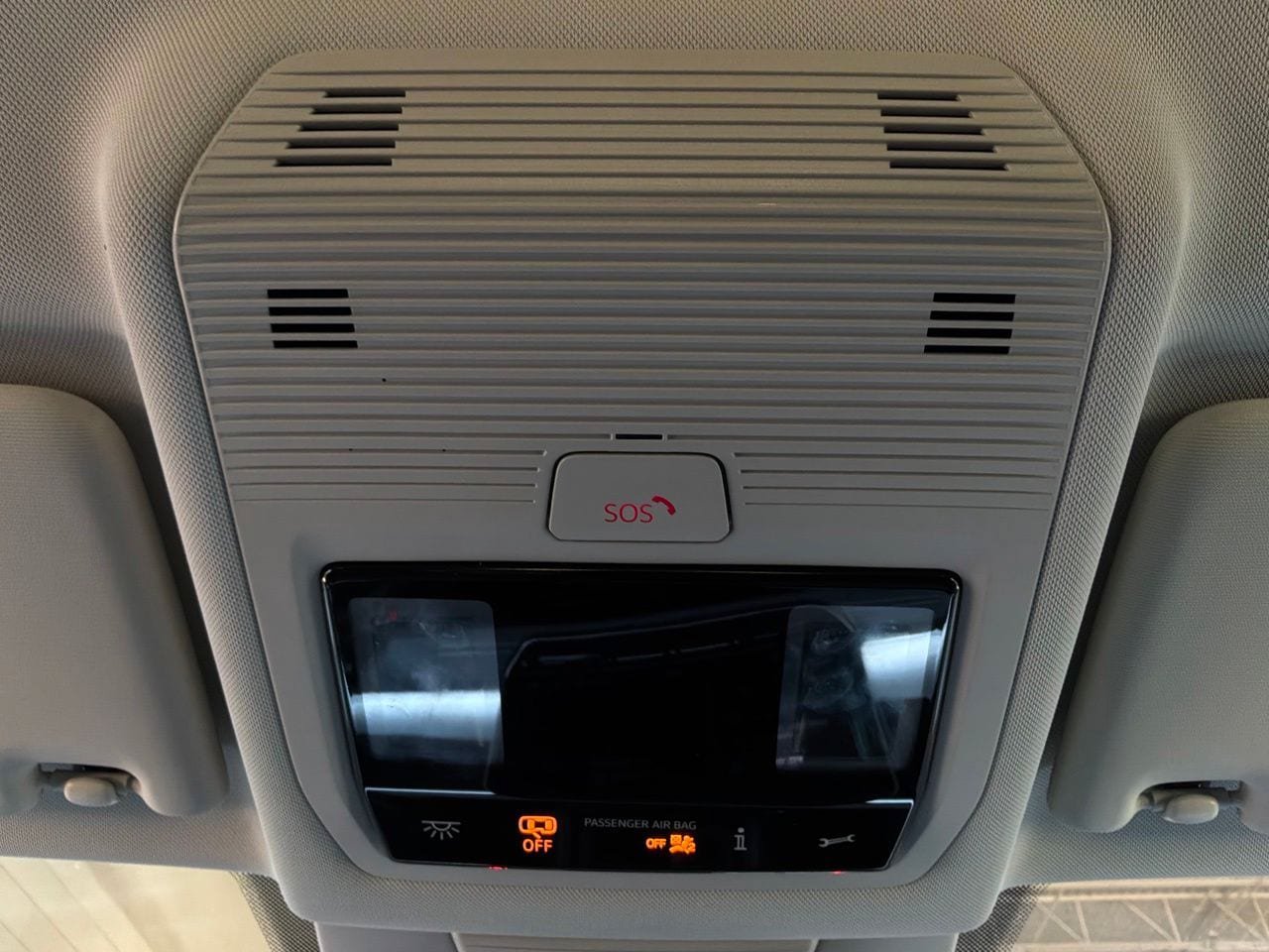 Used 2026 Volkswagen Tiguan SE FWD image 17