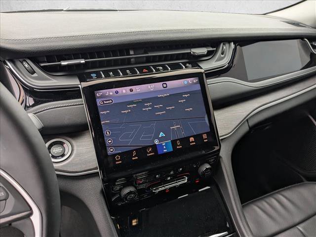 Used 2024 Jeep Grand Cherokee Limited 4xe w/ Luxury Tech Group II AWD/4WD image 12